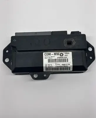 Chrysler 300 - 300C Door control unit/module 00005137B6 AAXX023700253