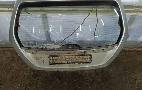 Subaru Forester SG Tailgate/trunk/boot lid