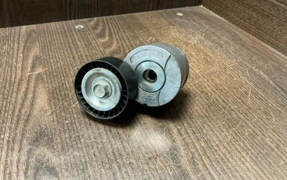 Fiat Fiorino Timing belt tensioner 55222539