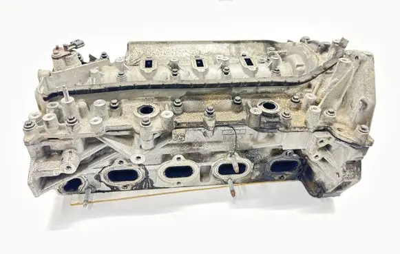 Renault Trafic III (X82) Engine head 110422959r 130c05277r 110414631r