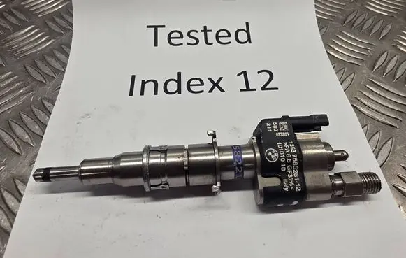 BMW 5 F10 F11 Fuel injector 7585261 INDEX12 1353758526112