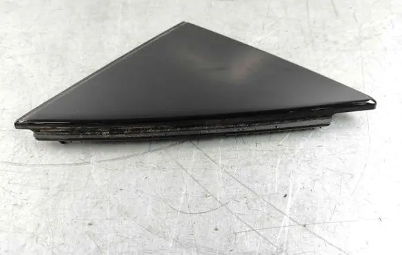Volvo XC40 Plastic wing mirror trim cover 32216224