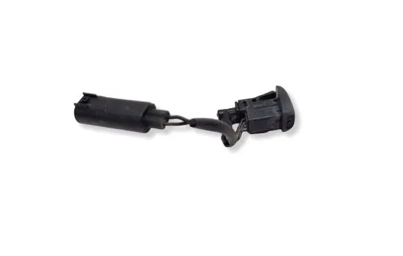 BMW X3 E83 Windshield washer spray nozzle 8365385