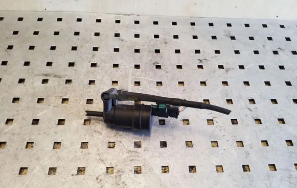Renault Scenic I Windscreen/windshield washer pump 430702B