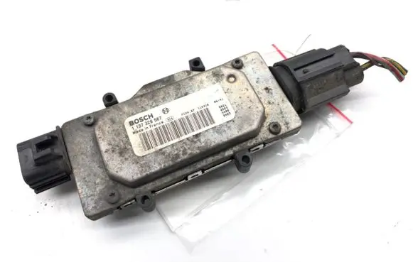 Ford Grand C-MAX Fan control module 1137328567