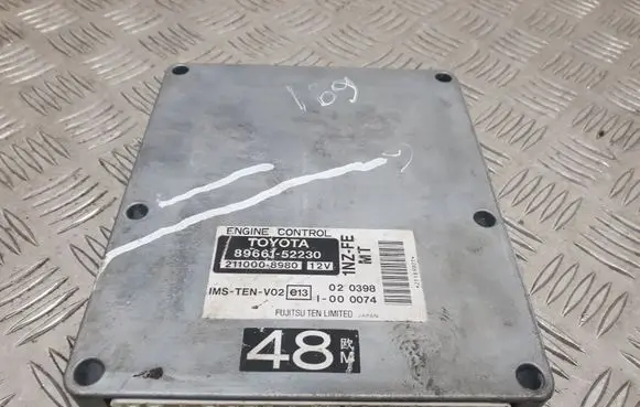 Toyota Yaris Engine control unit/module 8966152230 2110008980