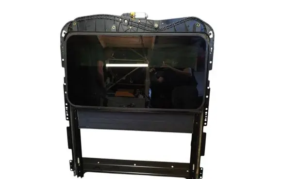 Maserati Ghibli Sunroof set 06700258510 40585105