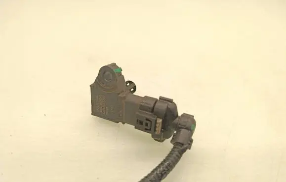 Alfa Romeo Stelvio Turbo air boost pressure sensor 68212570AA