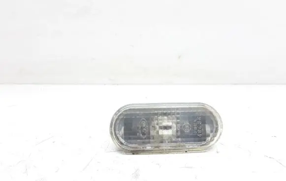 Ford C-MAX I Front fender indicator light 00275B1850