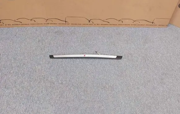 Audi A3 S3 8V Front sill trim cover 8V3947417