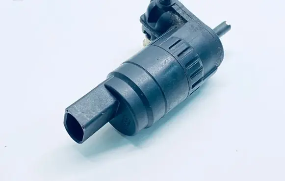 Audi A4 S4 B7 8E 8H Windscreen/windshield washer pump 1T0955651A