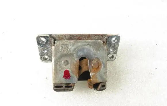 Opel Vivaro Tailgate/trunk/boot lock/catch/latch