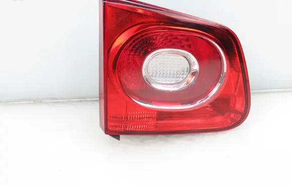 Volkswagen Tiguan Rear/tail lights 5N0945093B