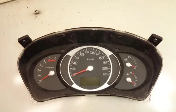 Hyundai Tucson JM Speedometer (instrument cluster) 940232E420