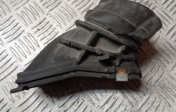 Ford Grand C-MAX Air intake duct part AV619A675AC