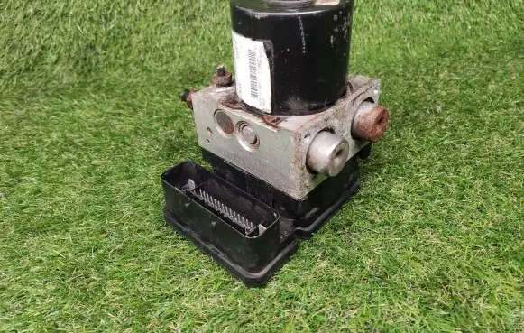 Ford Escape ABS Pump 8L842C346CJ