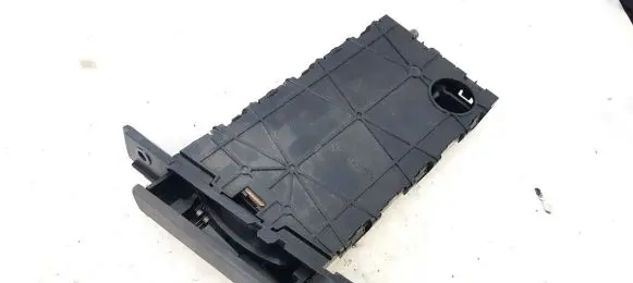 BMW 3 E90 E91 Cup holder 51457127463 22167210