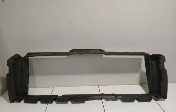 Land Rover Freelander 2 - LR2 Radiator trim 6M528327