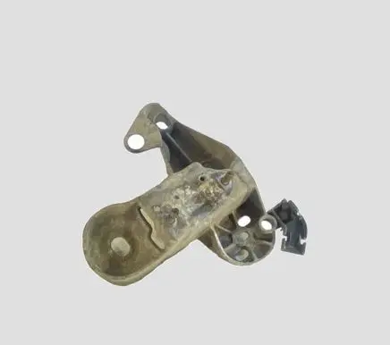 Volkswagen PASSAT B5.5 Engine mounting bracket 8E0199352