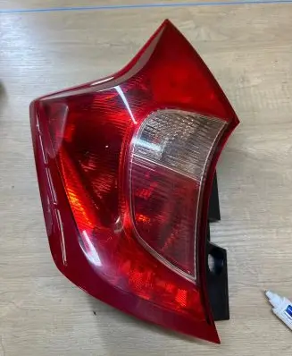 Nissan Note (E12) Rear/tail lights