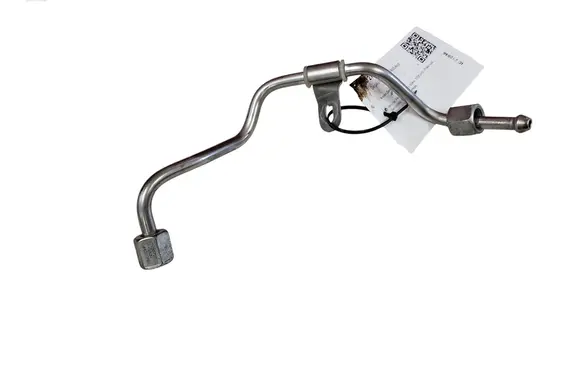 Nissan Qashqai Fuel injector supply line/pipe 