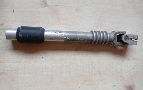 BMW 5 E60 E61 Steering column universal joint