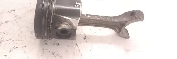 Seat Leon (1M) Piston 79L46 M571