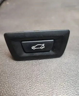 BMW 3 F30 F35 F31 Tailgate/boot open switch button 927511901