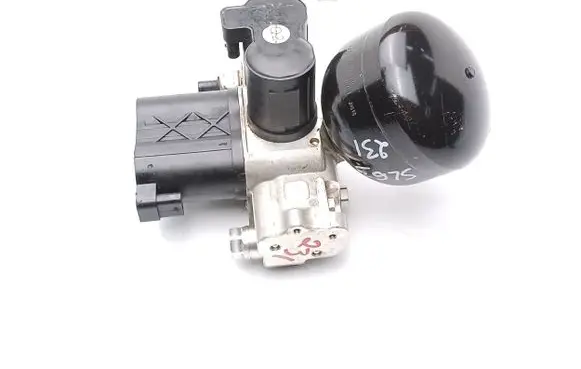 Mercedes-Benz SL AMG R231 Air suspension compressor A2313200158 A2213270215