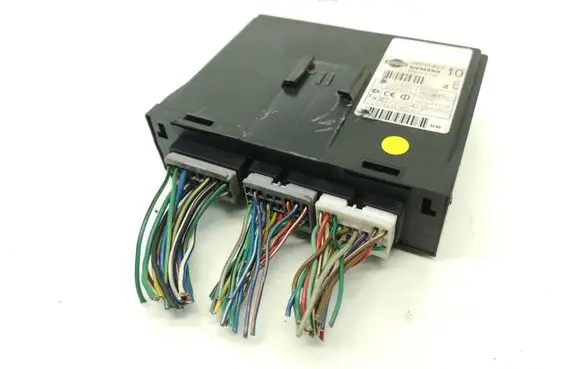 Nissan Primera Door central lock control unit/module 28550AV710 5WK48123