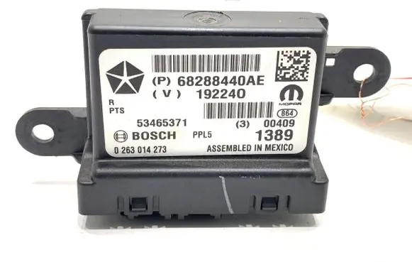Jeep Cherokee Parking PDC control unit/module 68288440AE