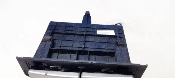 Alfa Romeo 147 Cup holder 7352990590