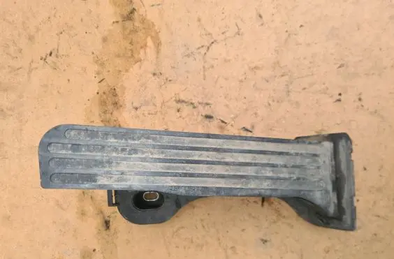 Volkswagen PASSAT B6 Accelerator throttle pedal 1K1723503L 1K1723503