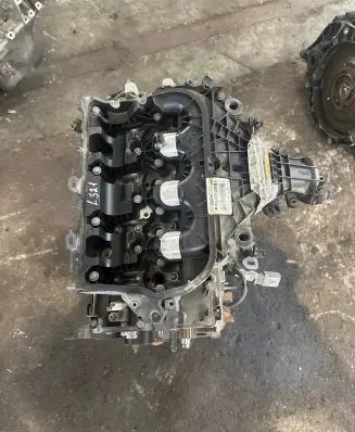 Ford S-MAX Engine av4q6007db