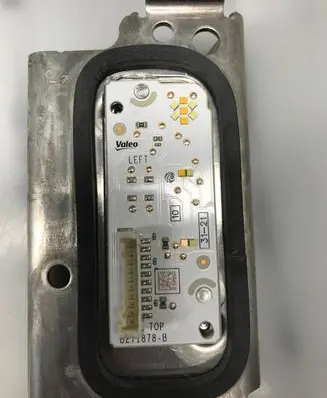 Opel Mokka B Headlight ballast module Xenon 162WPL3W 36495343 L299222A