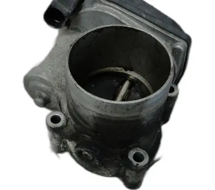 Volkswagen Golf VI Throttle body valve