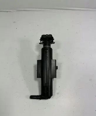 Ford Kuga II Windshield washer spray nozzle 
