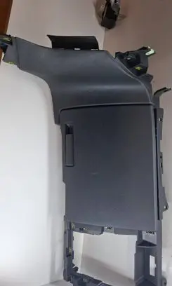 Peugeot 3008 I Glove box 9685168577 63190211