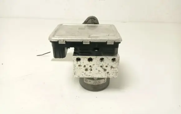 Mercedes-Benz C W205 ABS Pump A2539011600