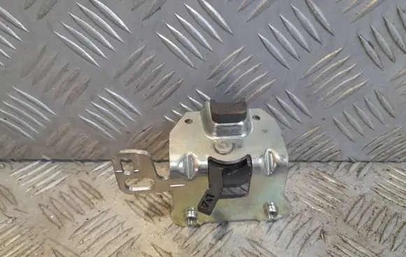 Mercedes-Benz C W204 Seat back rest lock catch A2049200572