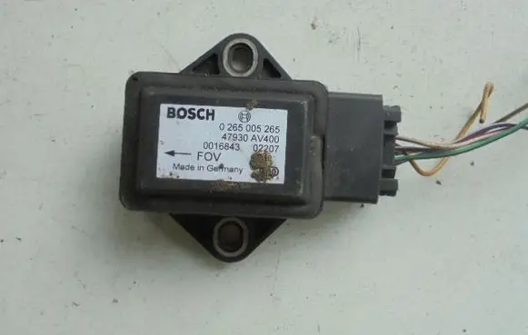 Nissan Primera ESP (stability system) control unit 