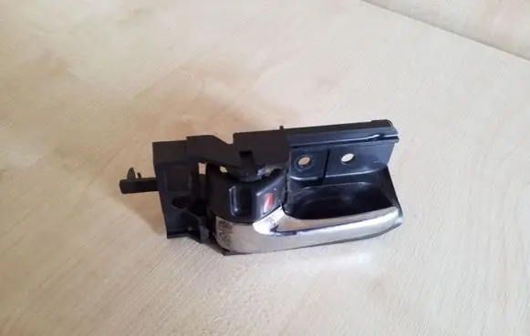 Toyota Avensis T250 Front door interior handle 50594A1