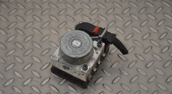 Volkswagen Golf VIII ABS Pump 5WA614517BL