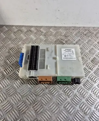 Volvo XC60 Fuse module 30765624