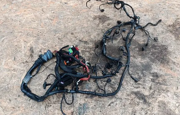 Audi A4 S4 B7 8E 8H Engine installation wiring loom 8E1971074EC