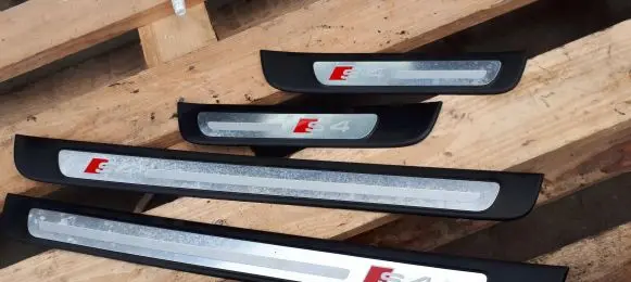 Audi A4 S4 B8 8K sill trim set (inner) 