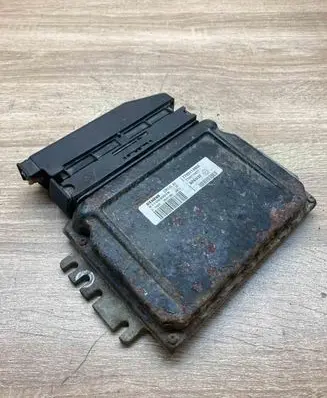 Renault Megane I Engine control unit/module ECU 7700114850 S110030018