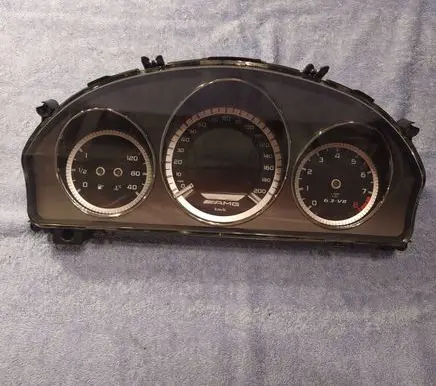 Mercedes-Benz C AMG W204 Speedometer (instrument cluster) a2c37587700