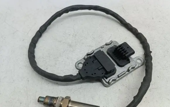 Mercedes-Benz E W213 Lambda probe sensor A0009058111 0009058111