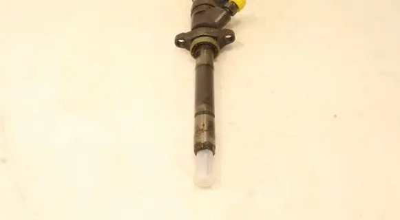 Ford Focus C-MAX Fuel injector 0445110353